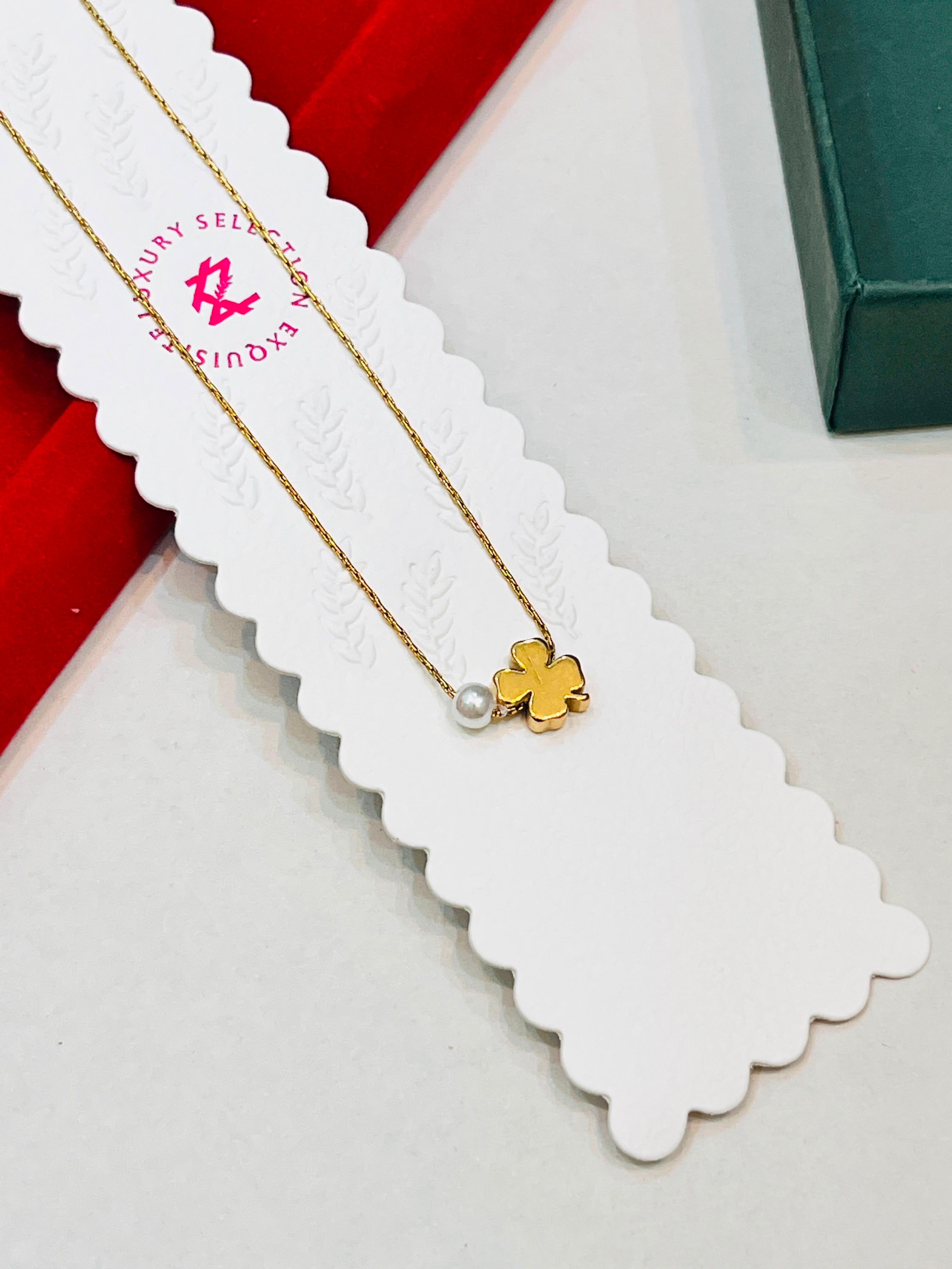 Small pendant - Image 1