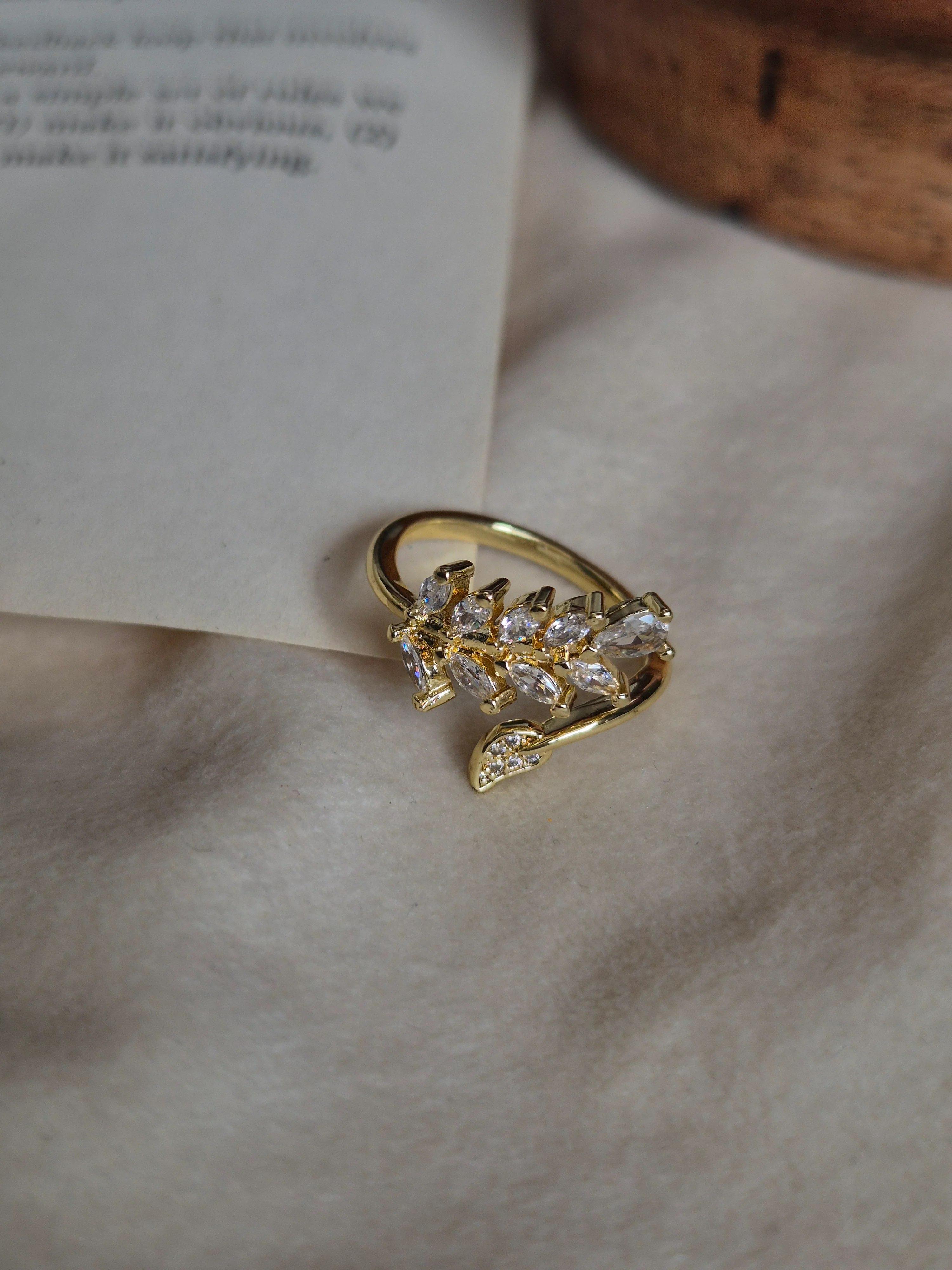 Diamond  leaf ring - Image 1