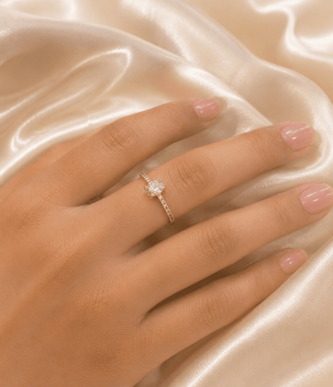 Sleek diamond ring - Image 1