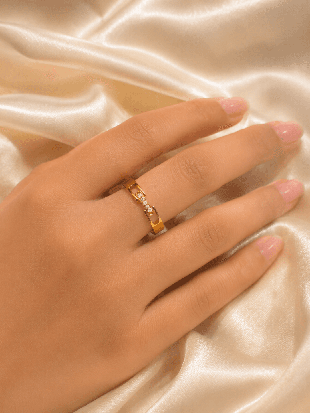 Crystal Link Ring - Image 1