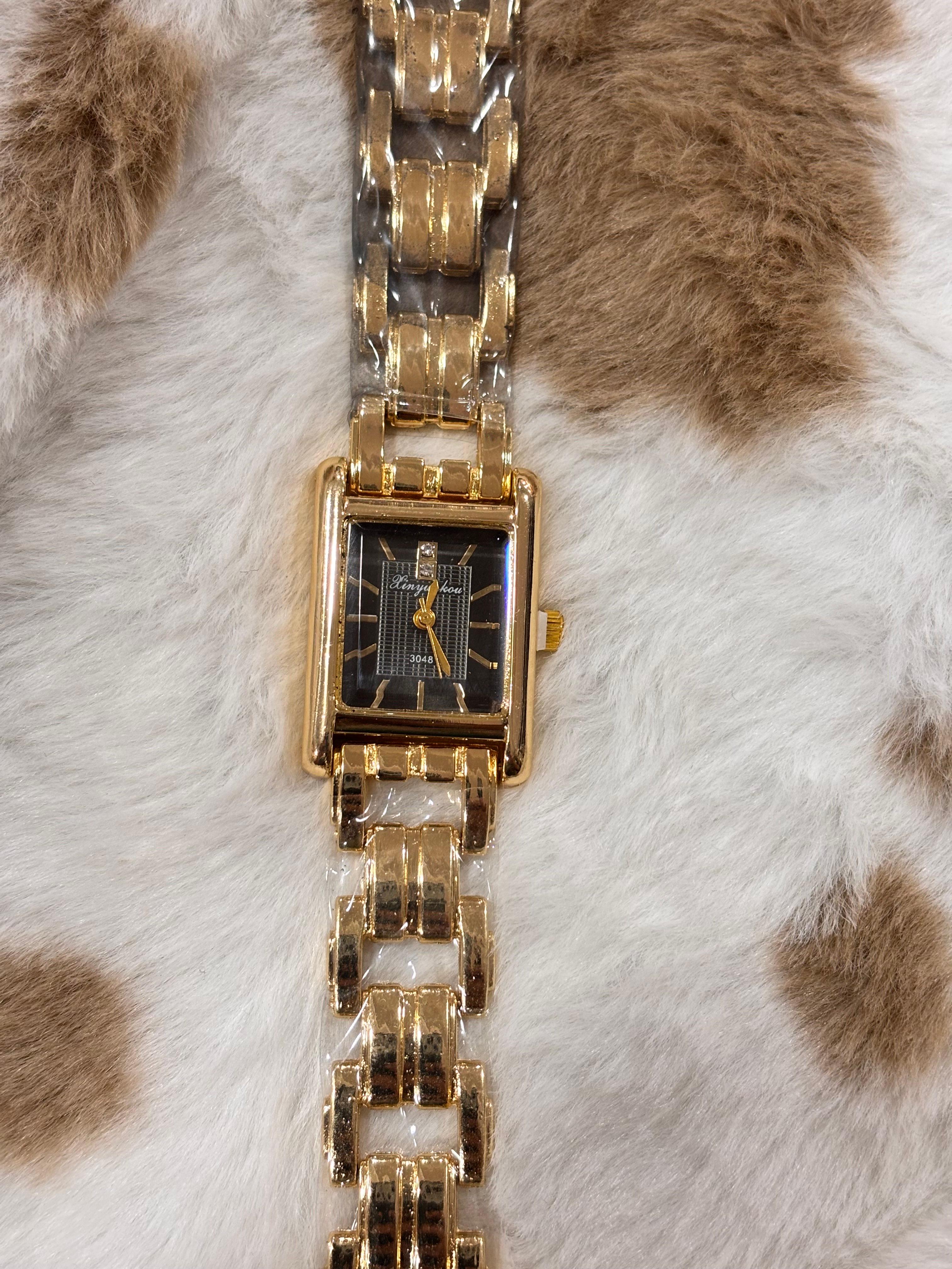 Black dial - Thumbnail 2
